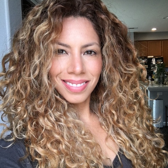 Meet your Posher - Picture 1 of 1